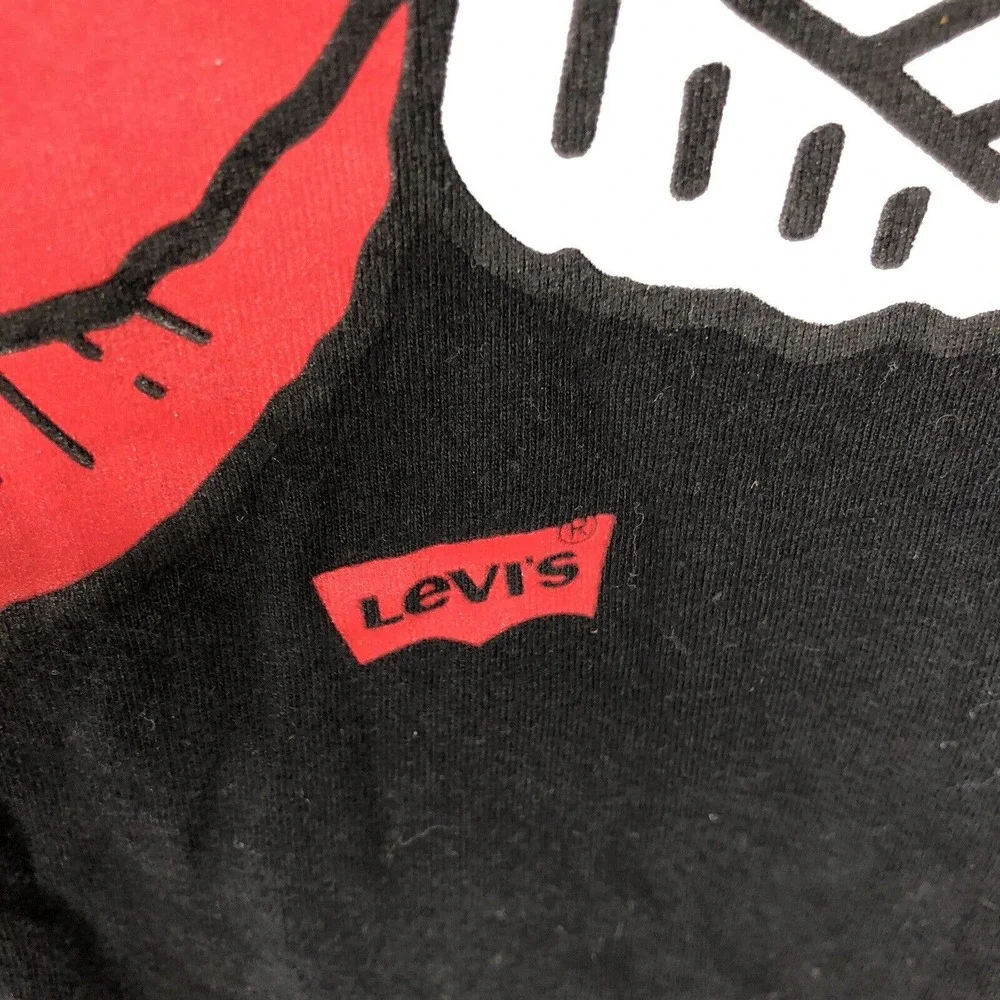 Levis Rose Shirt Mens XL Black Short Sleeve Graphic Tee Levi Strauss